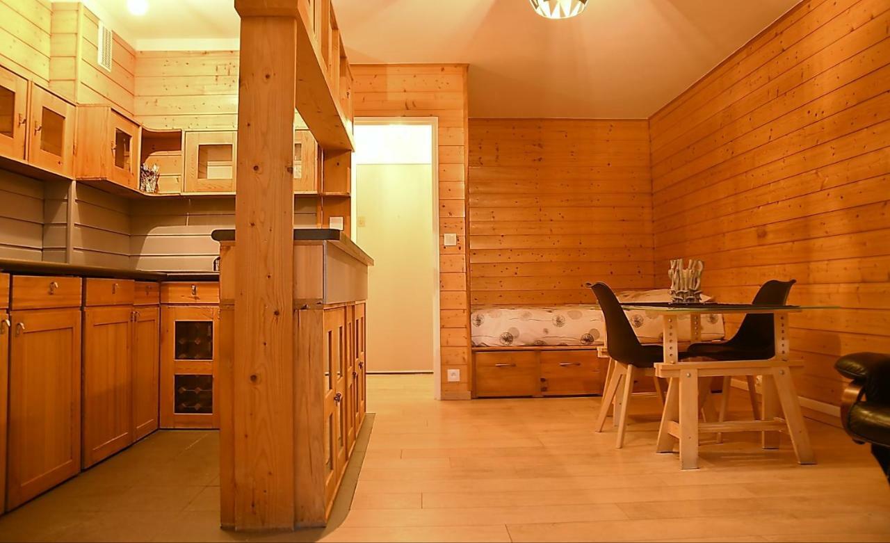 F1 Entier Cosy Style Chalet Montgeron, Proche Paris Exterior photo